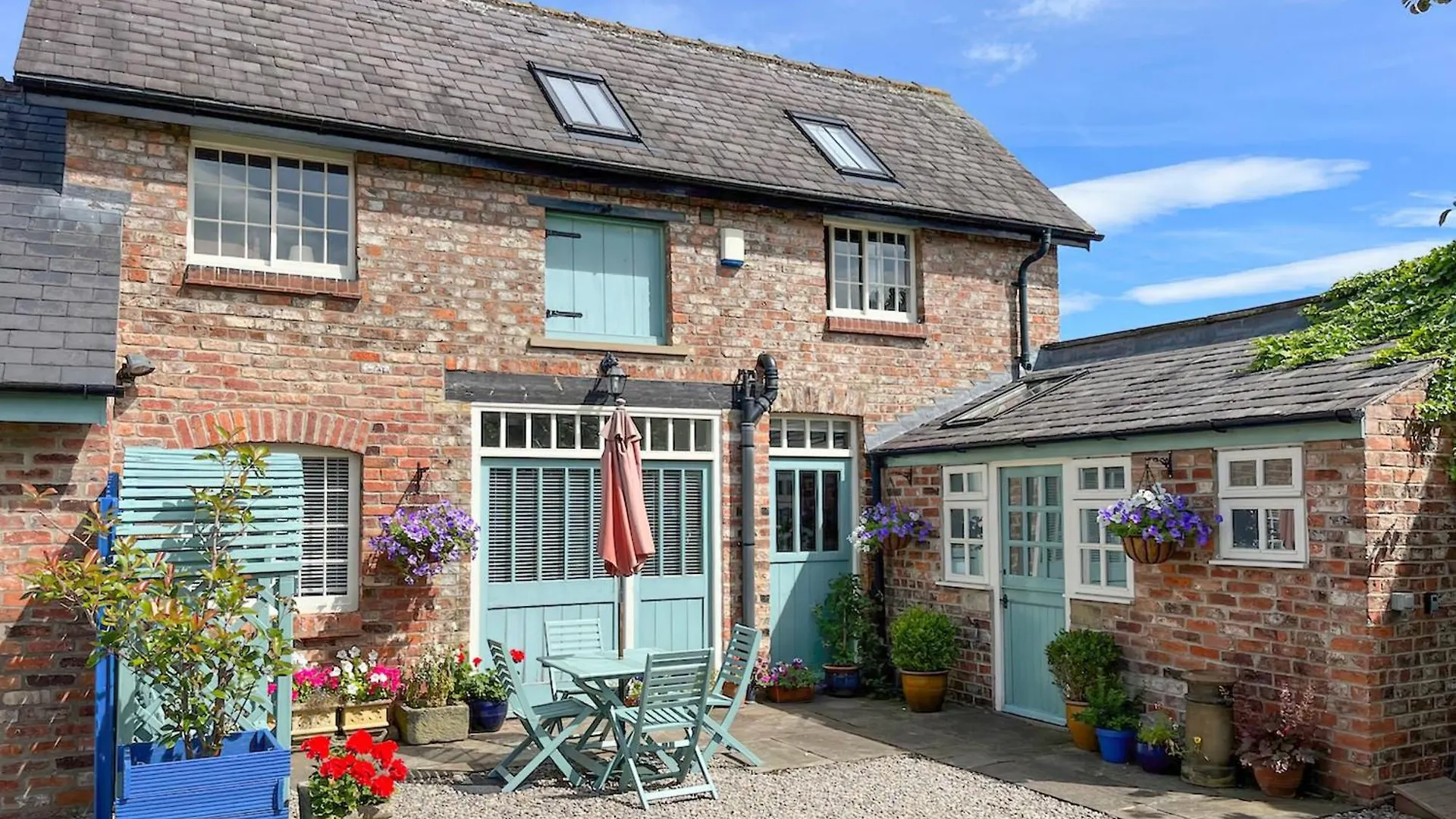 The Old Coach House Villa York